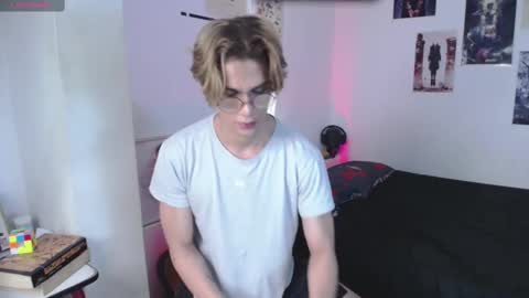 Snapshot of black_skull22 chatting on March 2025 10:52:02 PM Bryan online show from March 2025 10:52:02 PM