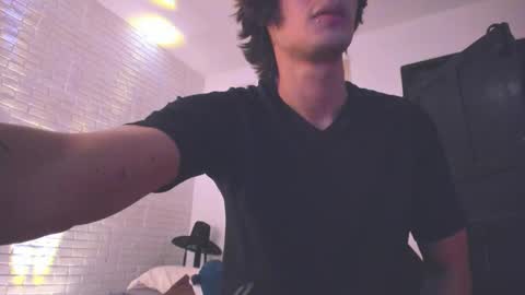 Snapshot of black_skull22 chatting on November 2025 03:18:02 AM Bryan online show from November 2025 03:18:02 AM