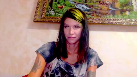 Kristin online show from September 2025 01:13:01 PM