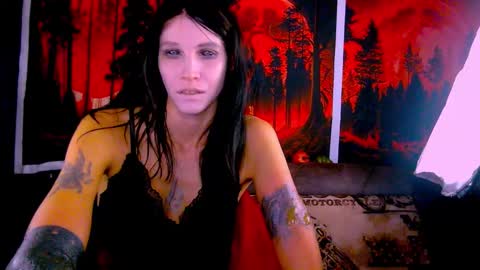 Snapshot of black_sswan chatting on November 2025 10:47:02 AM Kristin online show from November 2025 10:47:02 AM