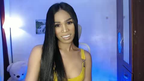 Snapshot of blackbarbiesavanna_23 chatting on February 2025 02:53:01 AM savanna online show from February 2025 02:53:01 AM