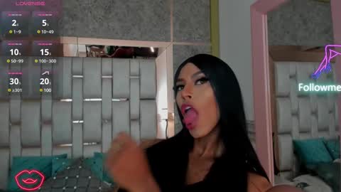 Nina online show from February 2025 12:21:02 PM