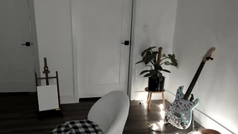 Snapshot of blackberryfizz chatting on November 2025 06:01:01 AM Ella online show from November 2025 06:01:01 AM