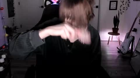 Snapshot of blackberryfizz chatting on March 2026 04:33:01 PM Ella online show from March 2026 04:33:01 PM