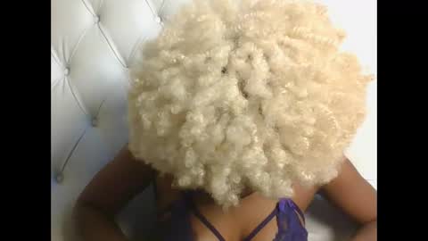 Blackcoco online show from November 2025 10:46:01 PM