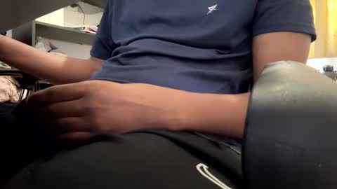 Snapshot of blackdiscreet chatting on January 2025 12:20:02 PM blackdiscreet online show from January 2025 12:20:02 PM