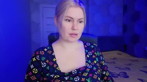 blackeyes11 online show from March 2026 03:54:02 AM