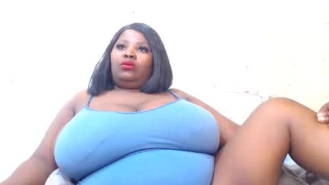 Snapshot of blackladyqx82 chatting on August 2026 05:59:01 PM blackladyqx82 online show from August 2026 05:59:01 PM