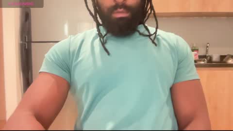 Snapshot of blackmuscles77 chatting on April 2026 10:10:01 PM blackmuscles77 online show from April 2026 10:10:01 PM