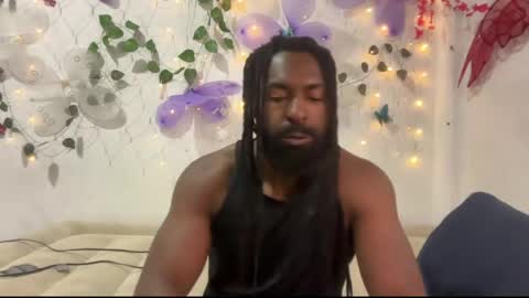 Snapshot of blackmuscles77 chatting on May 2026 08:48:02 PM blackmuscles77 online show from May 2026 08:48:02 PM