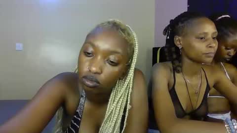 Snapshot of blackqueen2030_ chatting on May 2026 11:25:01 AM blackqueen2030 online show from May 2026 11:25:01 AM