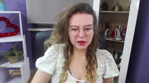 Z O E Y online show from January 2025 05:16:02 AM