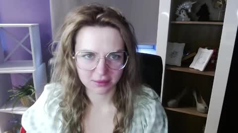 Snapshot of blackrosezoey chatting on March 2026 05:46:02 AM Z O E Y online show from March 2026 05:46:02 AM