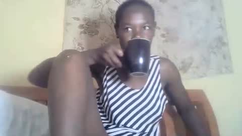 Snapshot of blacksexygal chatting on February 2025 09:04:02 AM SARAH online show from February 2025 09:04:02 AM