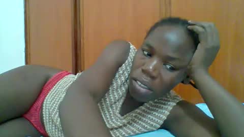 Snapshot of blacksexygal chatting on December 2025 08:14:01 PM SARAH online show from December 2025 08:14:01 PM