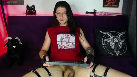 Snapshot of blackwolf_6 chatting on January 2025 10:45:01 PM Dave online show from January 2025 10:45:01 PM