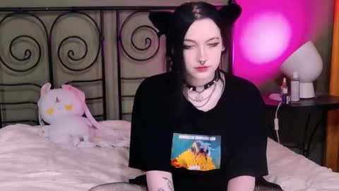 blacky_tea online show from September 2025 01:10:01 AM