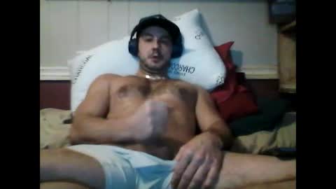 bladen1986 online show from January 2025 10:31:01 PM