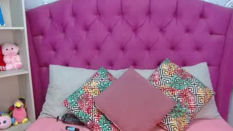 Snapshot of blaiir_moon chatting on November 2025 07:14:01 PM blaiir_moon online show from November 2025 07:14:01 PM