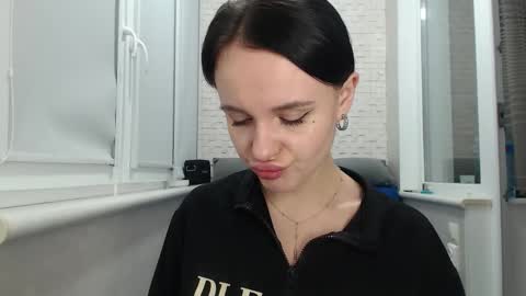 BlairYates online show from November 2025 01:28:01 AM