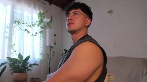 Snapshot of blake_levi chatting on February 2026 03:55:01 PM Blake Levi Independent Model online show from February 2026 03:55:01 PM