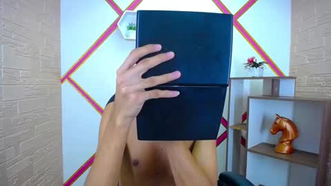 Snapshot of blakelovee chatting on October 2025 06:28:02 PM blakelovee online show from October 2025 06:28:02 PM