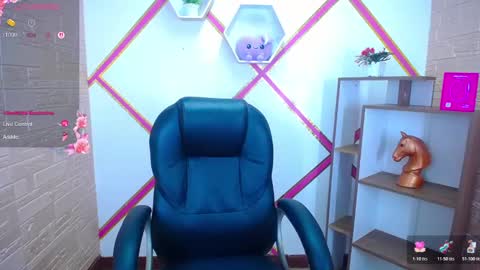 Snapshot of blakelovee chatting on October 2025 07:04:02 PM blakelovee online show from October 2025 07:04:02 PM