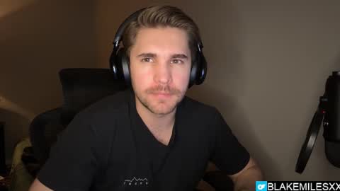 Snapshot of blakemiles2 chatting on November 2025 03:51:02 AM Blake Miles online show from November 2025 03:51:02 AM