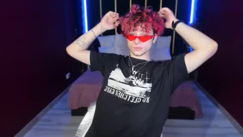 Blaiz online show from December 2025 08:38:02 PM