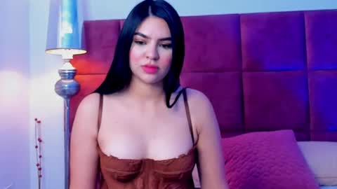 Snapshot of blanca___nieves chatting on October 2025 01:43:02 PM Blanca Nieves online show from October 2025 01:43:02 PM