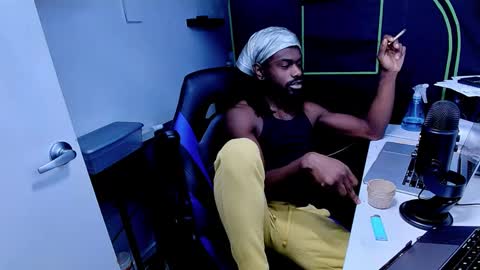 Snapshot of blaqjay chatting on February 2025 05:30:01 PM BlaqJay online show from February 2025 05:30:01 PM