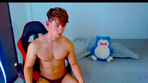 Snapshot of bleach_tiago chatting on April 2026 08:32:01 PM bleach tiago online show from April 2026 08:32:01 PM