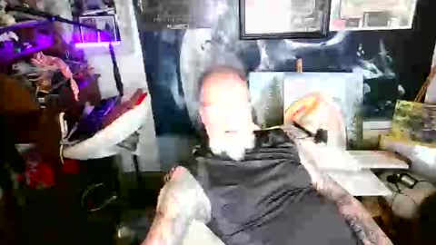 Snapshot of blindsurfer780299 chatting on September 2025 10:31:02 AM blindsurfer780299 online show from September 2025 10:31:02 AM