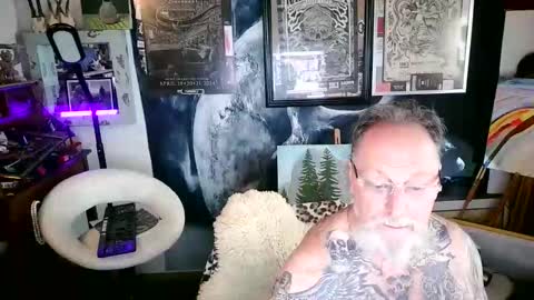 blindsurfer780299 online show from November 2025 11:22:01 AM