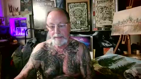 blindsurfer780299 online show from April 2026 10:18:01 PM