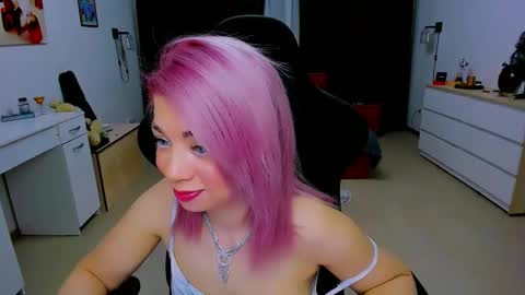 Nicole online show from December 2024 03:37:02 AM