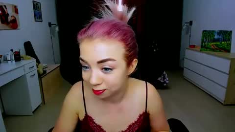 Snapshot of blinkofeyess chatting on December 2024 07:12:01 AM Nicole online show from December 2024 07:12:01 AM