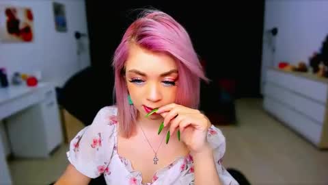 Snapshot of blinkofeyess chatting on January 2025 10:49:01 AM Nicole online show from January 2025 10:49:01 AM