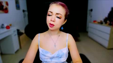 Snapshot of blinkofeyess chatting on January 2025 07:28:01 AM Nicole online show from January 2025 07:28:01 AM