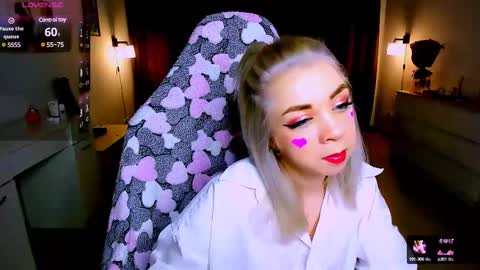 Snapshot of blinkofeyess chatting on February 2025 12:14:02 PM Nicole online show from February 2025 12:14:02 PM