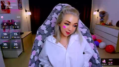 Snapshot of blinkofeyess chatting on February 2025 03:15:02 PM Nicole online show from February 2025 03:15:02 PM