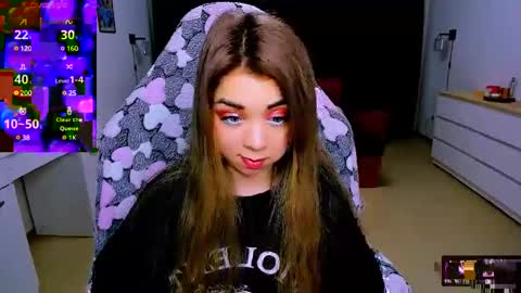 Snapshot of blinkofeyess chatting on March 2025 03:45:02 PM Nicole online show from March 2025 03:45:02 PM