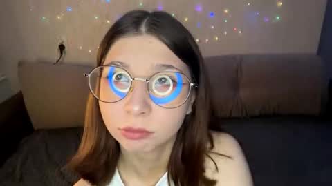 Snapshot of blissaura chatting on October 2025 05:14:01 PM Lina online show from October 2025 05:14:01 PM