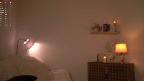 Snapshot of blissdilley chatting on December 2025 04:41:04 AM Scarlett NEXT LIVE 5AM gmt online show from December 2025 04:41:04 AM