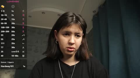 Sara online show from September 2025 01:02:02 PM