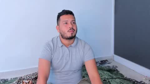 Snapshot of blissroom chatting on March 2025 05:13:02 PM blissroom online show from March 2025 05:13:02 PM