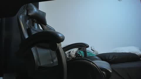 Snapshot of blkdick_men chatting on February 2026 01:06:01 AM ALEX online show from February 2026 01:06:01 AM