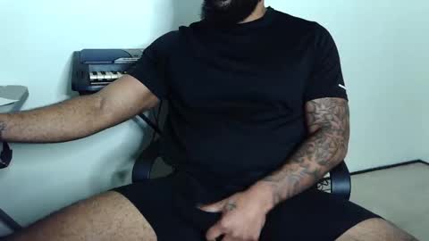 Snapshot of blksgr09 chatting on October 2025 10:42:02 PM blksgr09 online show from October 2025 10:42:02 PM