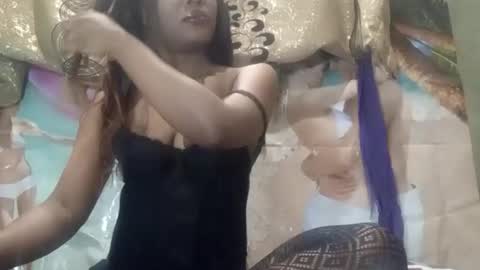 Lola online show from September 2025 03:19:02 AM