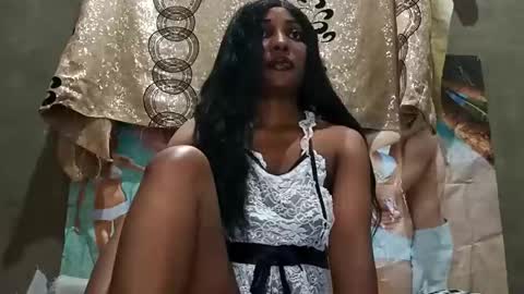 Snapshot of blktulipsxx chatting on March 2026 01:21:01 AM Lola online show from March 2026 01:21:01 AM